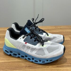 On Running - Cloudstratus - Men’s Size 10